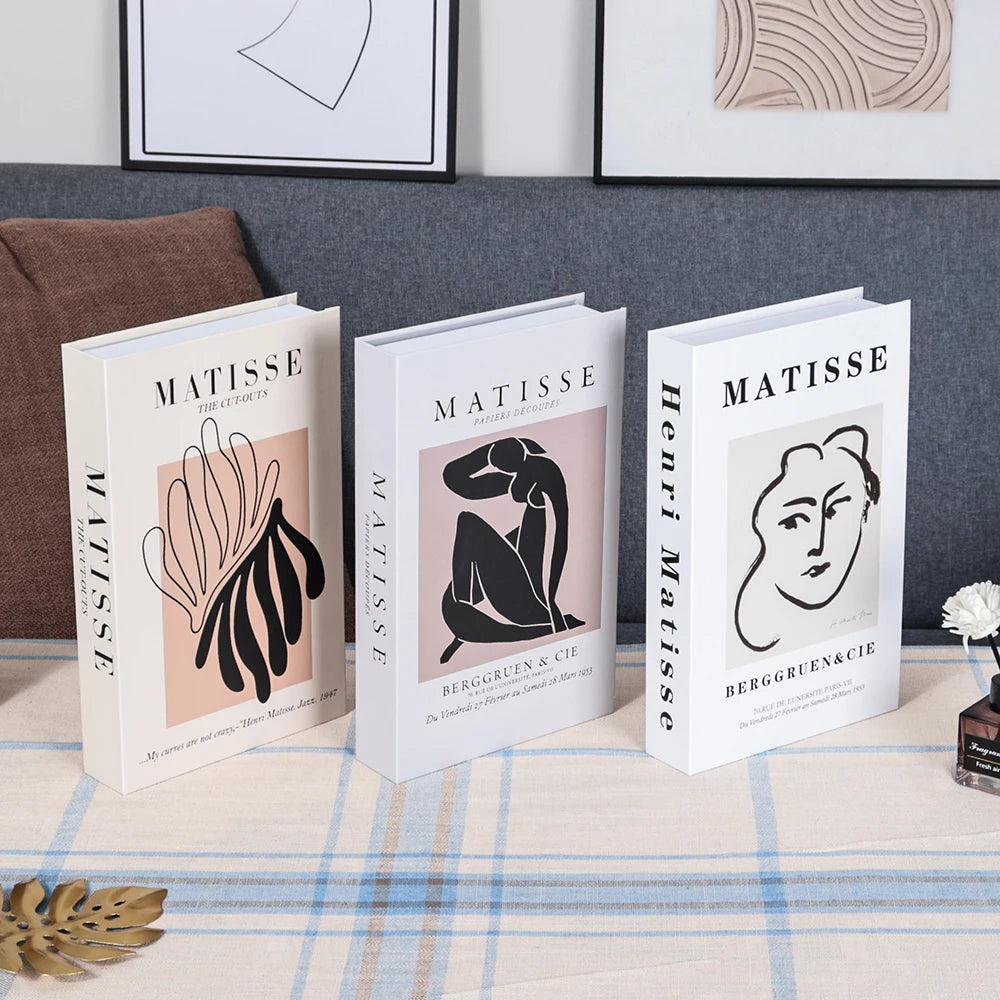 3Pcs/Set Fake Books Set for Decoration Coffee Table Ornaments Modern Home Decoration Luxury Faux Book Set London New York Paris