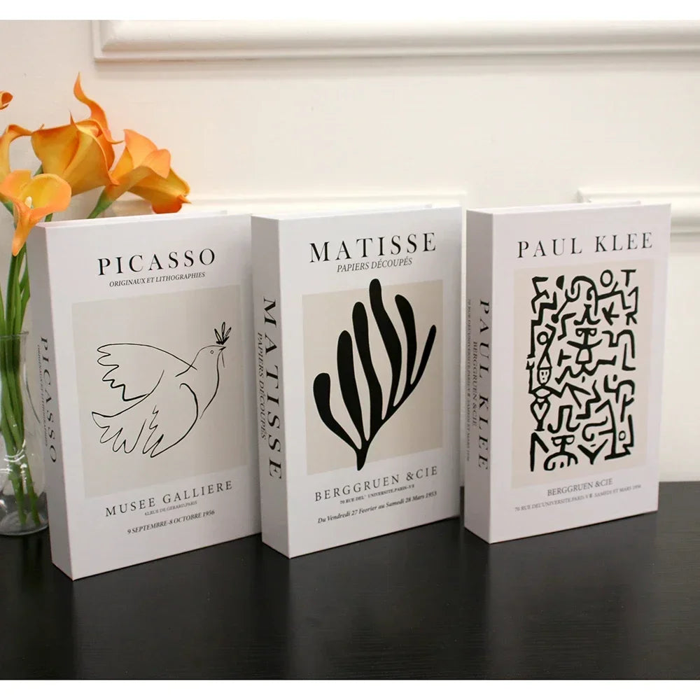 3Pcs/Set Fake Books Set for Decoration Coffee Table Ornaments Modern Home Decoration Luxury Faux Book Set London New York Paris