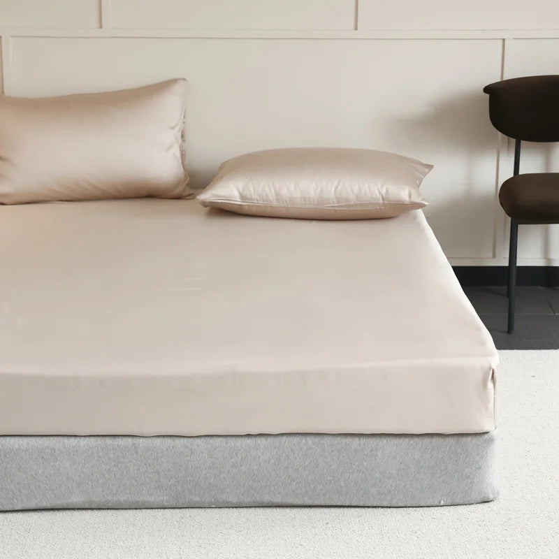 Luxury Mulberry Silk Fitted Sheet with Elastic Bands